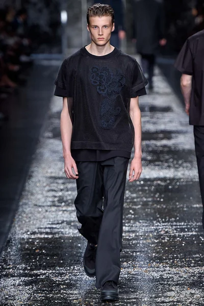 Look 36